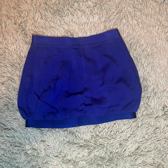 BCBG MaxAzaria Royal Blue High-waisted Mini Skirt Size 4 With Pockets - Picture 3 of 9